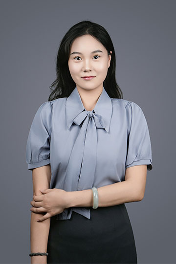 王梦瑶老师照片