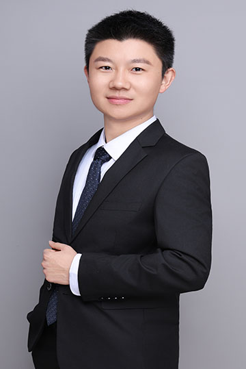 王略韬老师照片